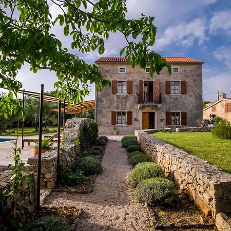 Mit Pool- Olivengarten Und Meerblick By Interhome בית נופש קרק