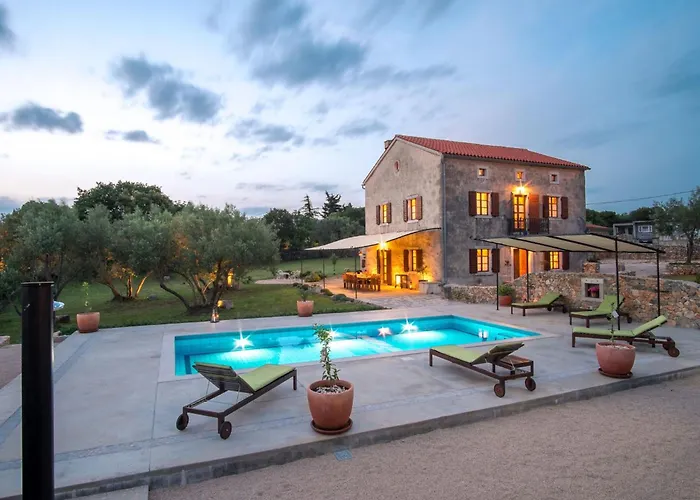 Mit Pool- Olivengarten Und Meerblick By Interhome בית נופש