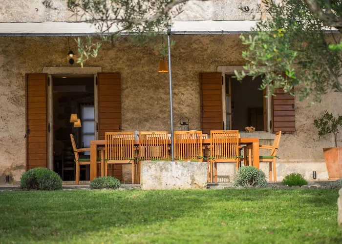 Mit Pool- Olivengarten Und Meerblick By Interhome בית נופש קרק