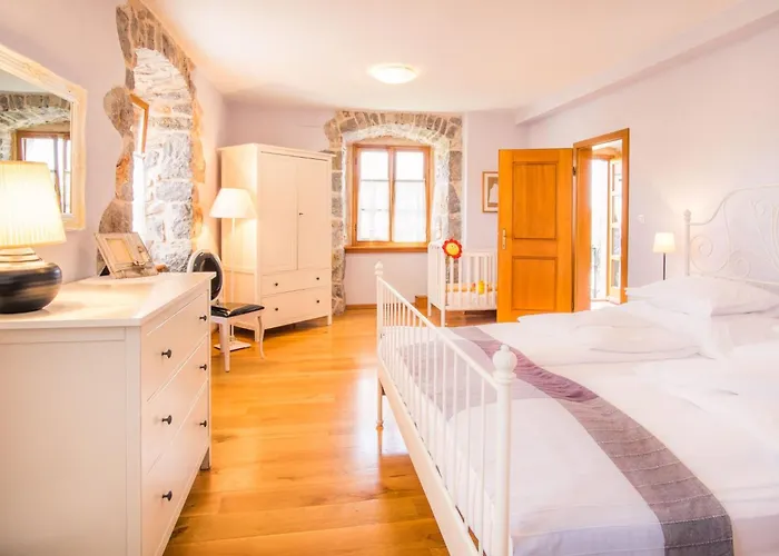 Mit Pool- Olivengarten Und Meerblick By Interhome