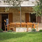 Mit Pool- Olivengarten Und Meerblick By Interhome بيت للعطل كرك