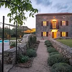 بيت للعطل Mit Pool- Olivengarten Und Meerblick By Interhome *